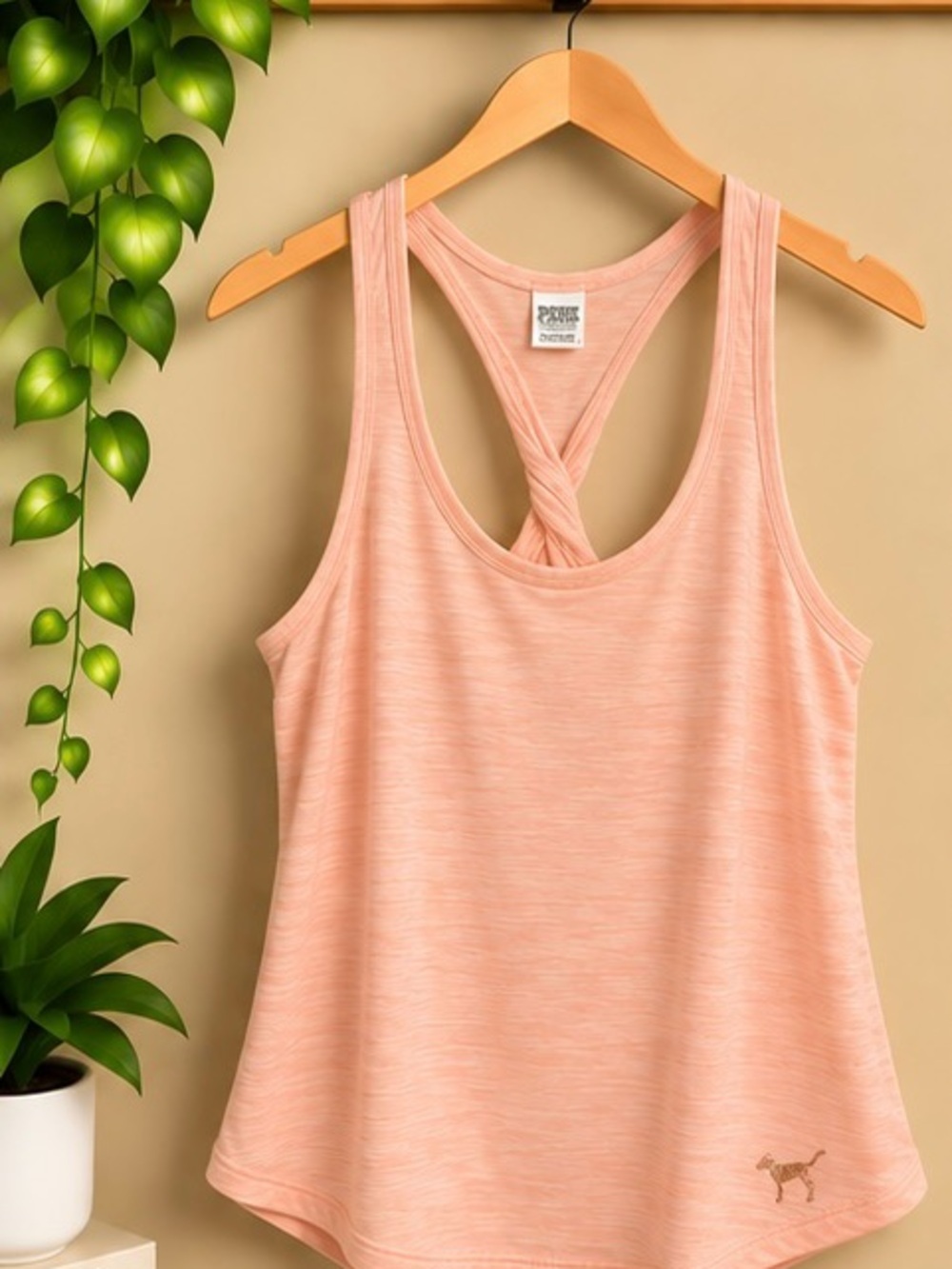 Victoria’s Secret PINK Peach Twist Back Racerback Tank Top Size S NWOT